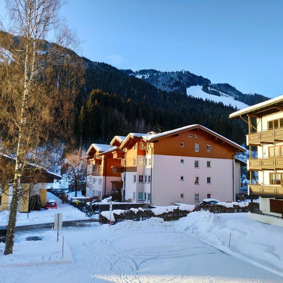 Ferienwohnung Loitfelder-Pang Saalbach-Hinterglemm Exteriör bild